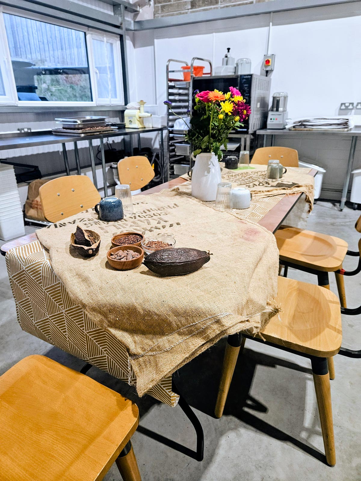 Learn-Chocolate-Making